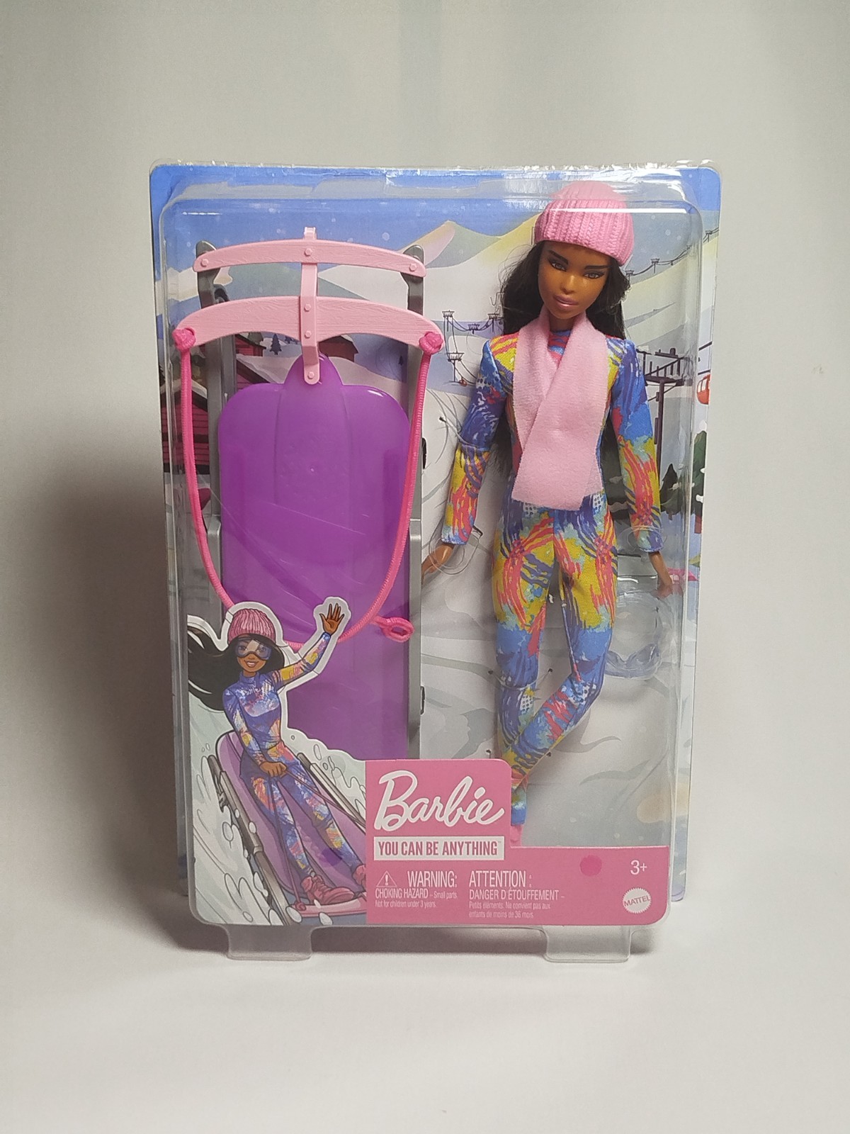 Barbie luge neuve HGM74 Mattel figurine articulée hiver