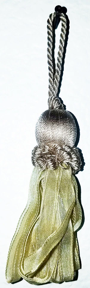 3 inch long ribbon tassel with 2 inch loop - Image 2 of 3