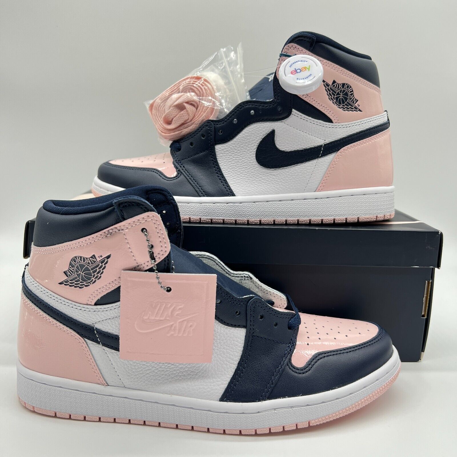 Nike WMNS Air Jordan1 HIGH OG Atmosphere