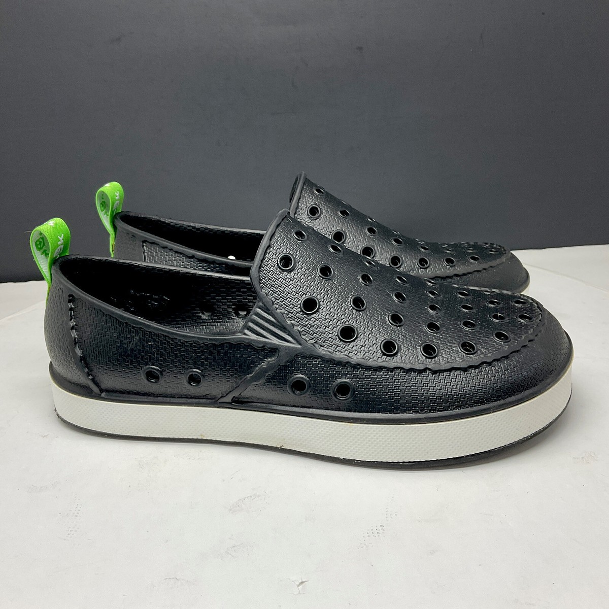 専用2 Sanuk Shoes Youth 2 Lil Walker Slip On Loafer Black White | eBay