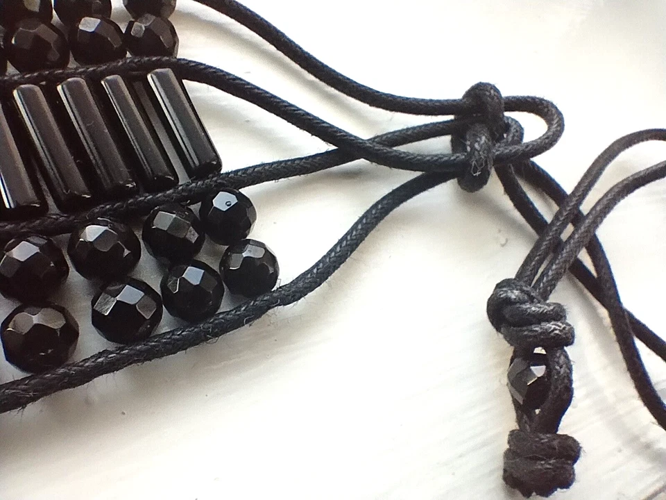 NUEVO SIN ETIQUETAS Collar Gargantilla Patricia Candido Negro Ónix Cuentas Cosido a Mano en Cordón Negro Foto 3 de 4