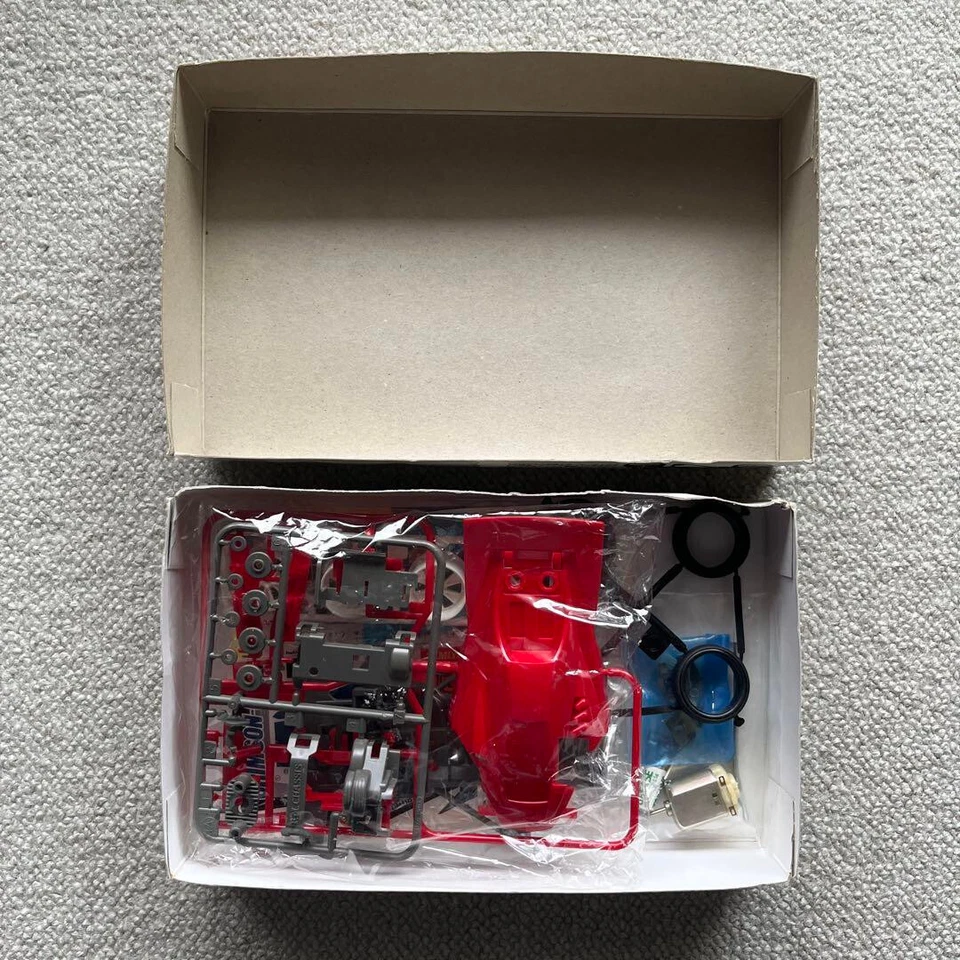 Tamiya Racer Mini 4WD No.32 Crimson Glory - Image 2 of 3