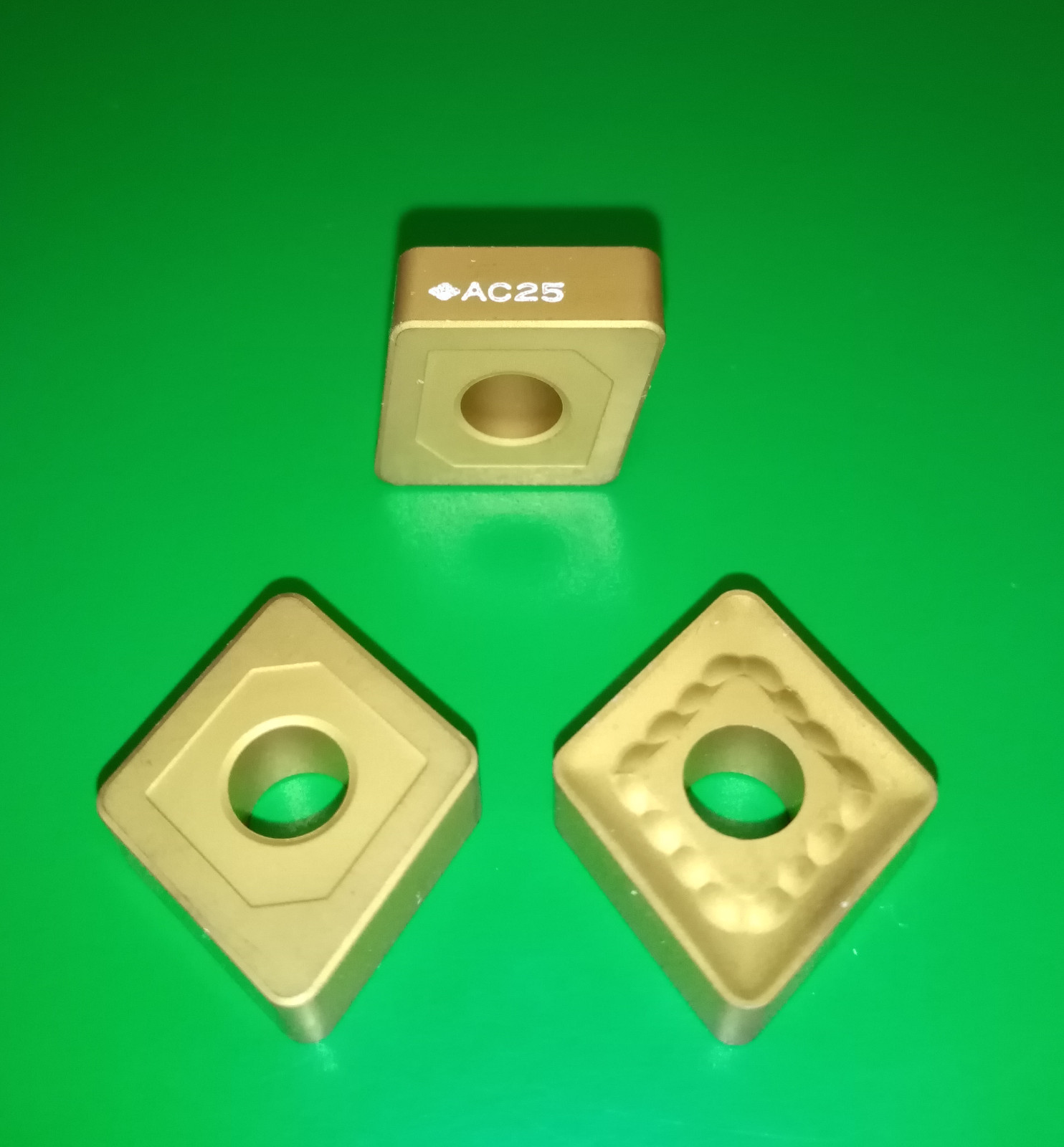 Plaquettes SUMITOMO CNMM160616NHP AC25 idéales pour vos projets d'atelier