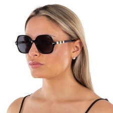 Gafas de sol Carolina Herrera gris cuadradas para dama HER 0106/S 0KDX/IR 55
