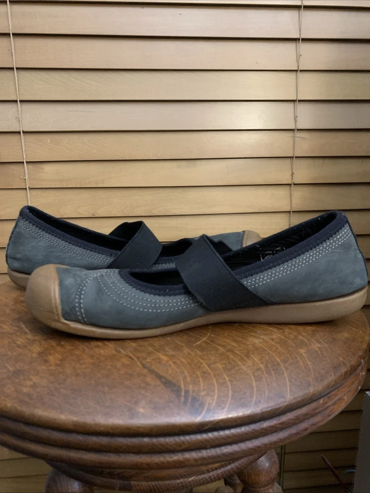 Zapatos para mujer Keen Siena Mary Jane talla 7,5. Excelente Estado Foto 4 de 4