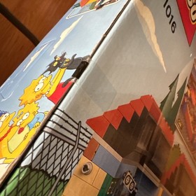 LEGO The Simpsons: Kwik-E-Mart (71016) Brand New, Sealed, Excellent Condition