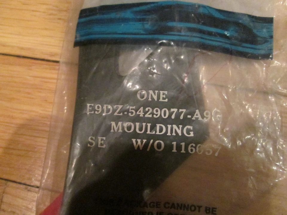 NUEVO OEM 1989 1990 FORD TAURUS CUARTO DELANTERO PANEL MOLDURA LH Foto 3 de 3