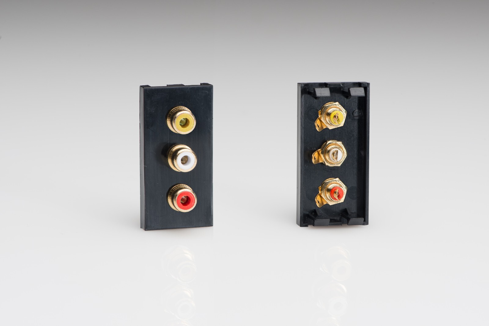 Varilight DPH3B DataGrid Black Triple Phono (RCA) Socket Female (1 Space)