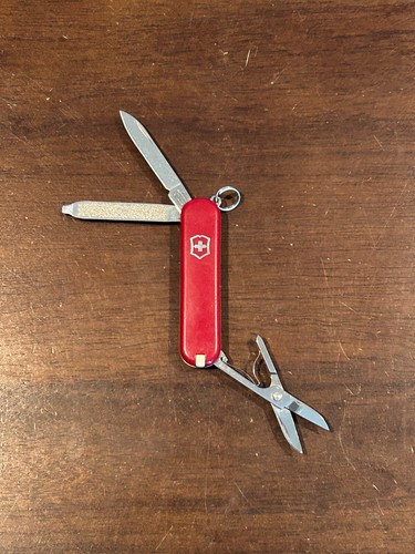 Victorinox 58mm Classic SD Multiple Colors Wholesale Discounts - Picture 5 of 107