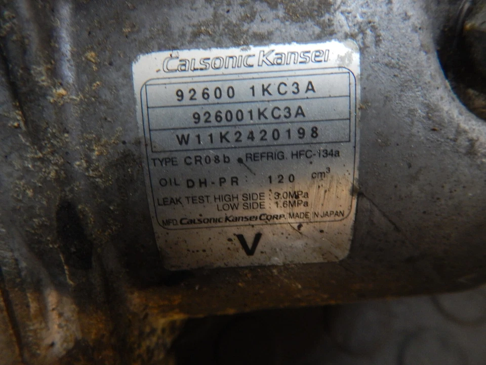 COMPRESOR DE AIRE ACONDICIONADO NISSAN JUKE 2012 ORIGINAL 926001KC3A Foto 3 de 4