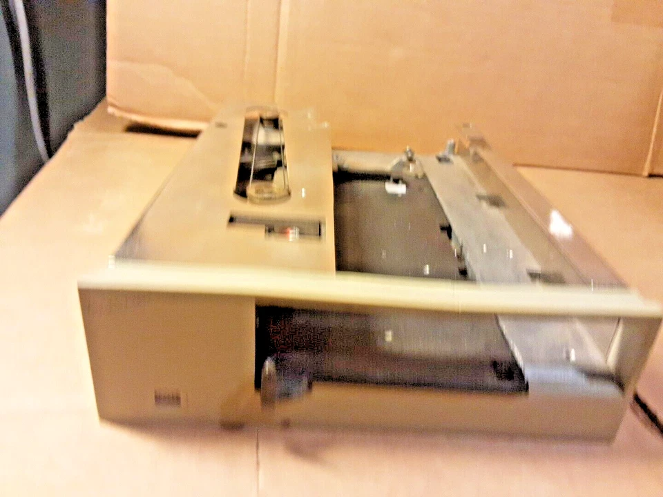 Wangtek 5150 EQ 30551-202 Qic 5.25'',  Front Plastic IS BROKEN  - Image 2 of 4