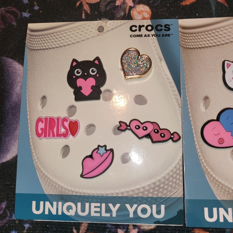 Crocs Authentic And Handmade Jibbitz 10pc Valentines Day Hearts Cats
