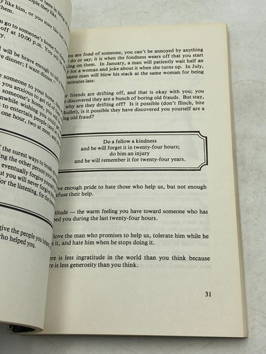 You and all the rest: The wit & wisdom of Richard Needham (1982) - Imagen 13 de 14