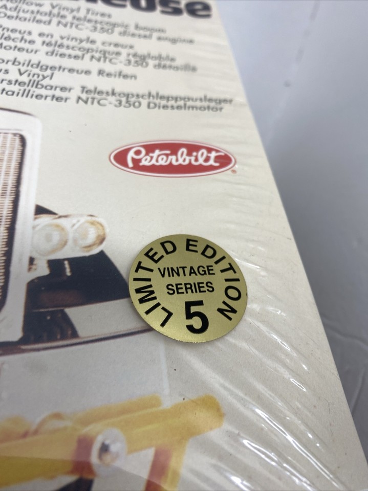 AMT Ertl 1/25 Scale Peterbilt Wrecker Model Truck Kit 8126 FACTORY ...