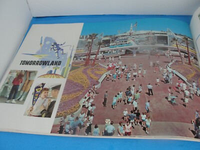 Walt Disney's Guide to Disneyland 1960 Book Color Photos Vintage