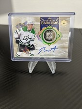 2023-24 Ultimate Collection Ultimate Emblems Gold Auto Roope Hintz /49 #UE-RH