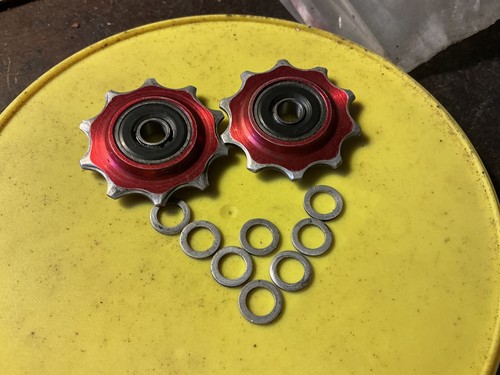 BULLSEYE BMX Sealed bearing der pulley wheels