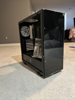  FSP Mid-Tower CMT510 PC CASE/Never Used