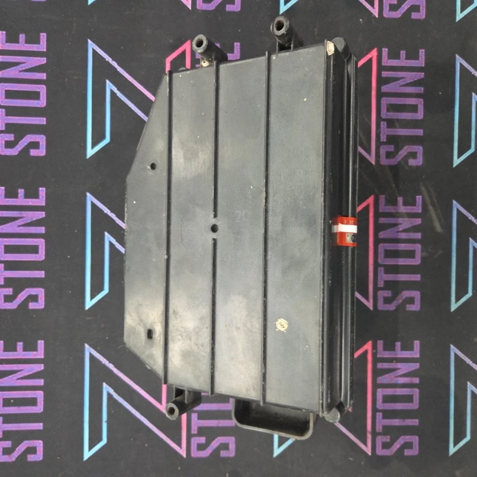 Engine Control Module ECM ECU Computer Dodge Dakota 1990 90 2.5 liter 4379941 - Image 4 of 4