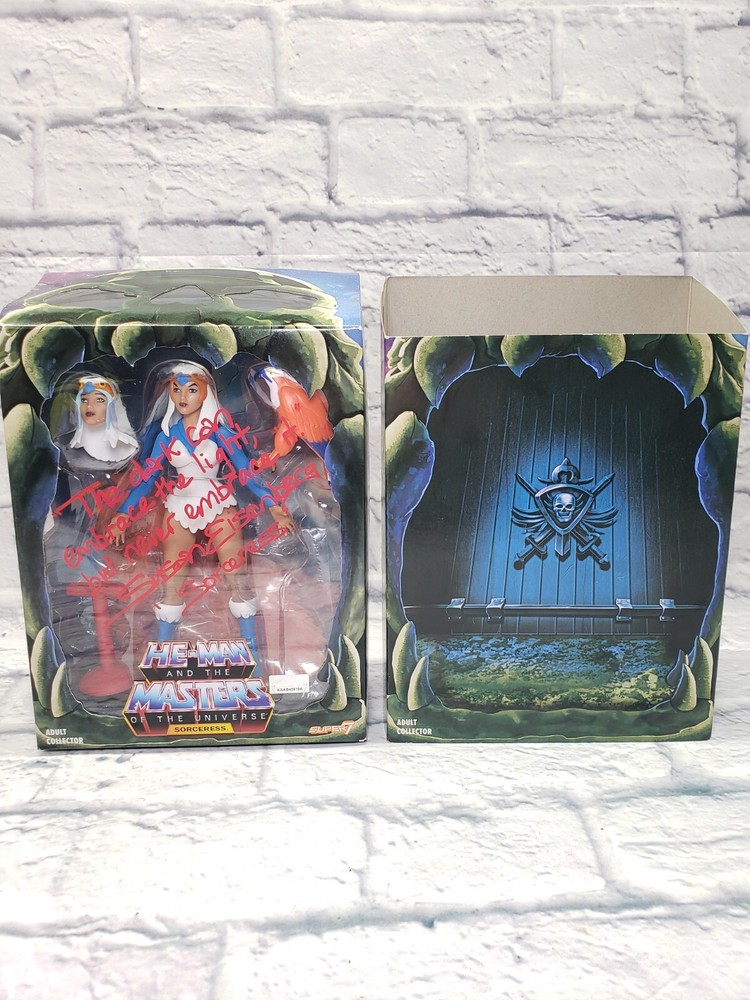 Sorceress 2.0 Masters of Universe Classics MOTU Super7 2018 AUTOGRAPHED!