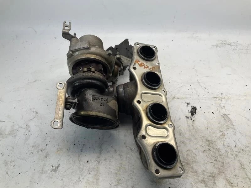 BMW 228i 2015 turbocompresor OEM Foto 2 de 4