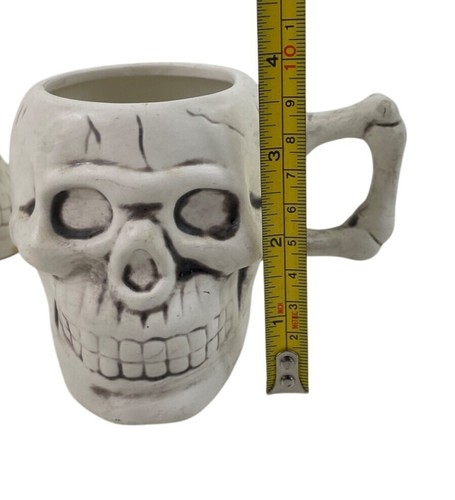 Ceramic Skeleton Human Skull Mugs Set of 2 - Picture 9 of 10