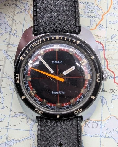 Vtg Timex Velocity Electric Diver Watch Blue Silver Dial 762704071A - RUNNING