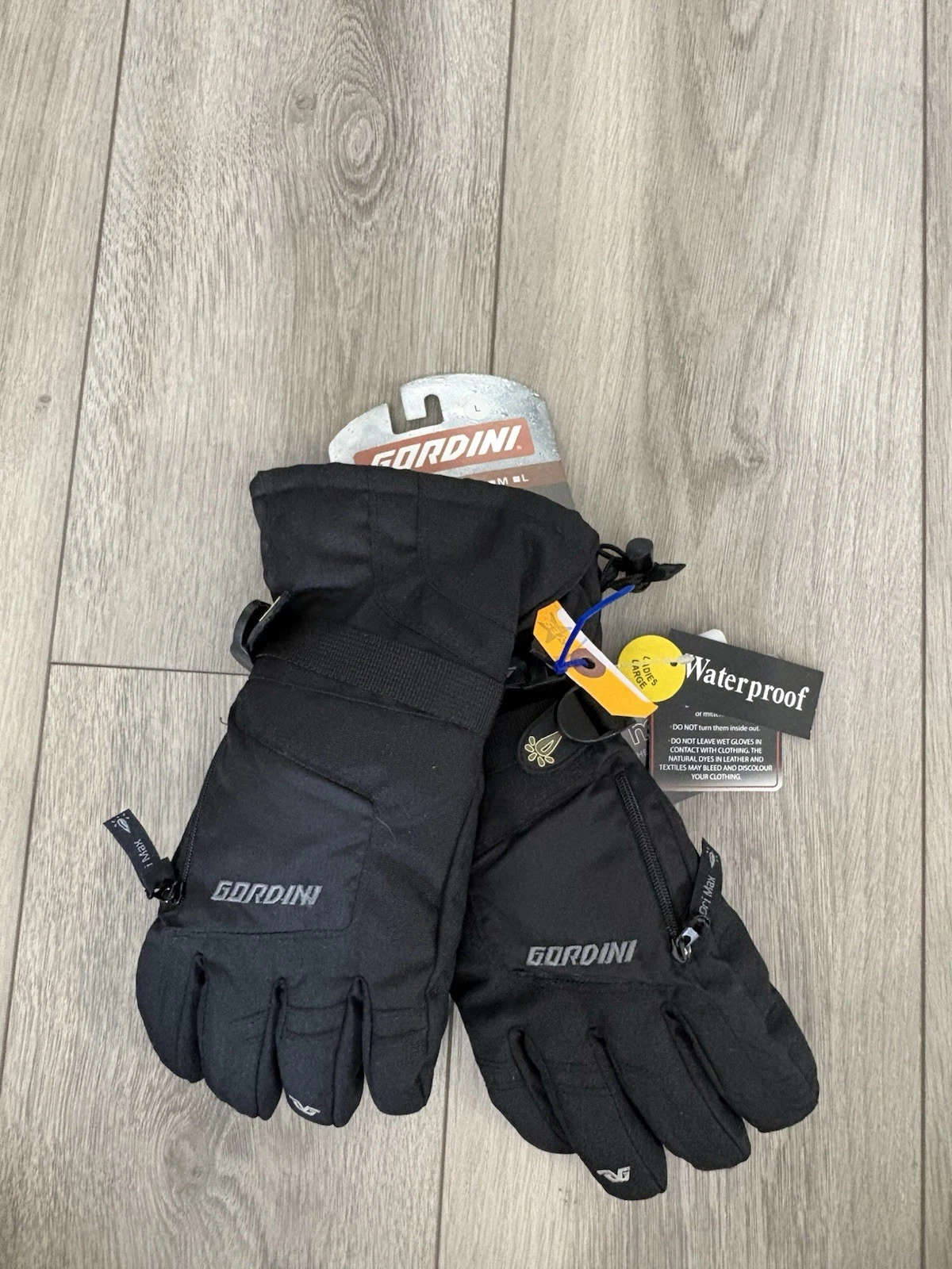 NWT Gordini Ultra Dri-Max Winter Gloves Waterproof Insulated Womens L