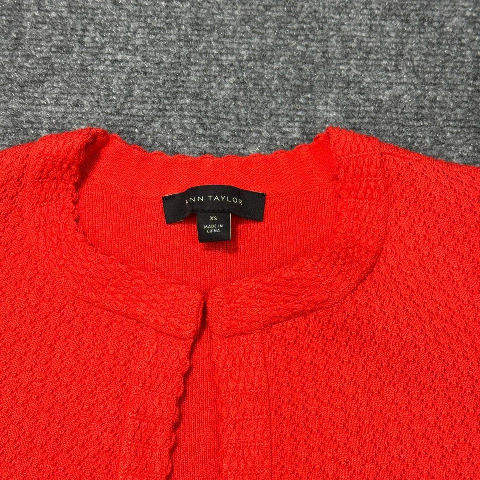 Ann Taylor Sweater Womens Extra Small Red Cardigan Textured Scalloped Trim - Image 4 of 4