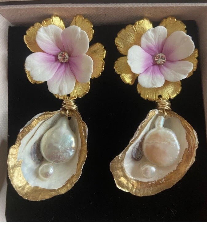 Brincos de gota de flor de recife rosa e contas de ostra novos com etiquetas - Imagem 3 de 4