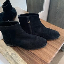 Stuart Weitzman “MAELIE” Black Suede Round Toe Side Zip Ankle Boots, Size 8 B