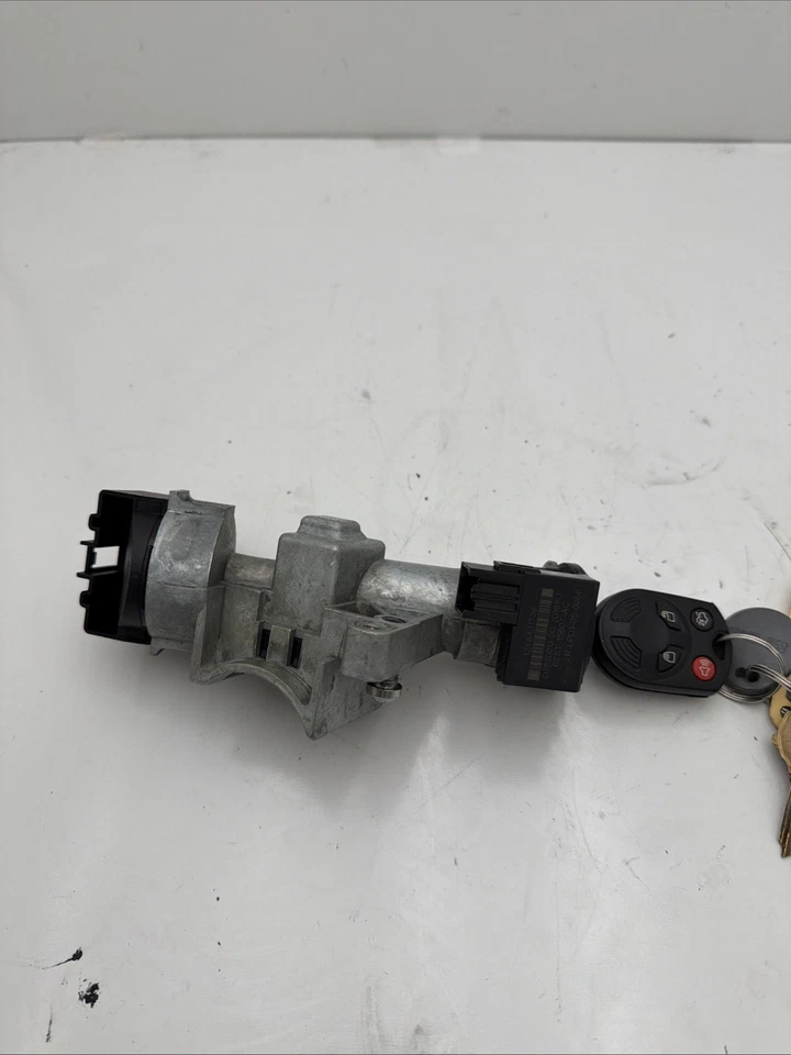 Interruptor de encendido usado se adapta a: interruptor eléctrico Ford Fusion 2009 con llave OEM Foto 3 de 4