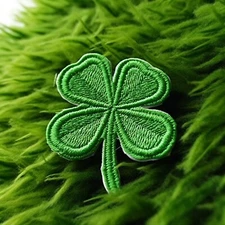 4 Leaf Clover Patch Iron-on Applique Clothing Holiday Badge St. Patrick's Day