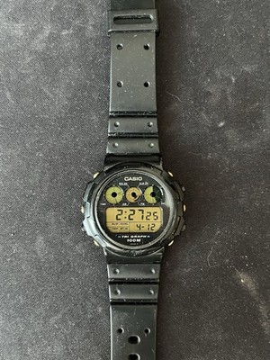 CASIO カシオ　TGW-10 TRI GRAPH ヴィンテージ　デジタル 1980 Vintage Casio TRI GRAPH 100M Digital Watch - 827 TGW-10 -New