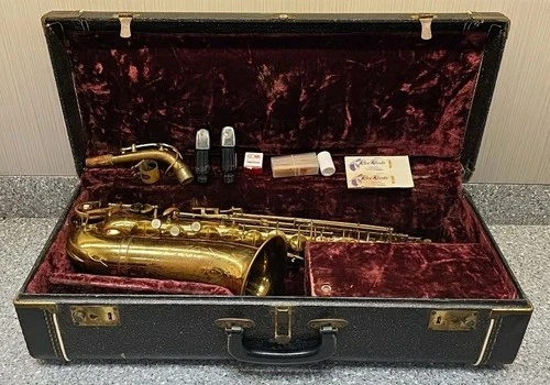 Vintage Brass Revelle Alto Saxophone With Mouthpiece Reeds Wood Case Italy