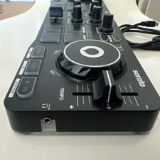 Hercules DJControl Starlight portable USB DJ controller 2 tracks 8 pads control