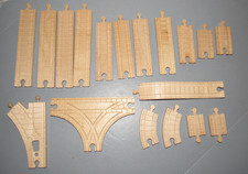 18 Thomas Wooden Railway CLICKETY CLACK TRAIN TRACK Lot Straight T-Switch Riser