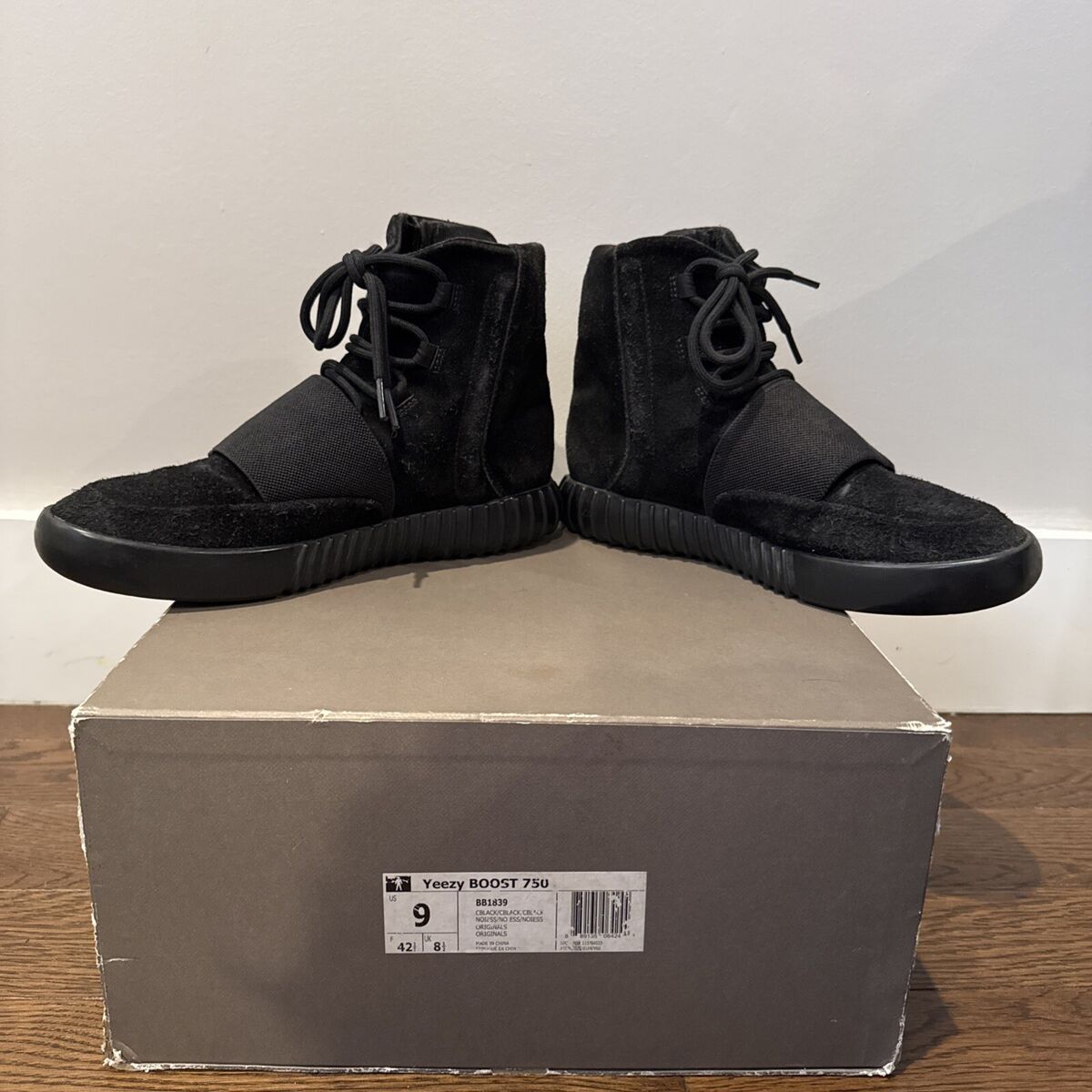 Size 9 - adidas Yeezy Boost 750 Triple Black | eBay Size 9 - adidas Yeezy Boost 750 Triple Black | eBay