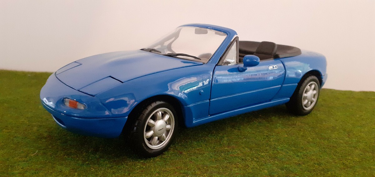 MAZDA MX-5 MIATA cabriolet bleu 1/18 KYOSHO 7011JZ voiture