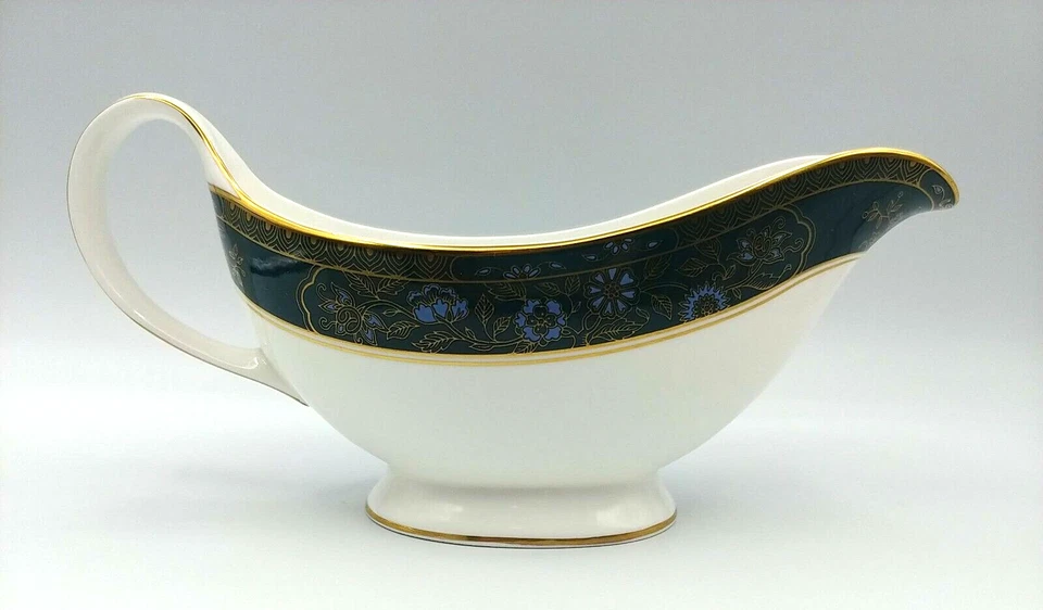 Royal Doulton Carlyle Pattern Gravy Boat  Foto 3 de 4