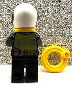LEGO MINIFIGURE CITY FEMALE FIREFIGHTER CTY0640.  60106 life preserver
