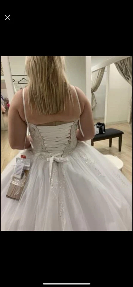 女式 8 码紧身胸衣式婚礼/Cotillion 连衣裙 — 第 2/4 张图片