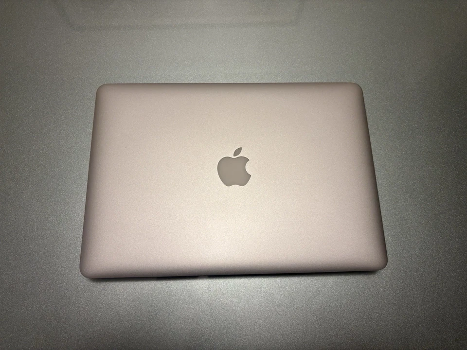 Apple MacBook Air 13,3" (Intel Core i5, 1.60GHz, 4GB RAM, 128GB SSD) Notebook - - Immagine 3 di 4