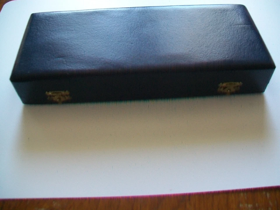 ERCUIS : COFFRET COUVERT  METAL ARGENTE MODELE "COQUILLE" - Photo 3/4