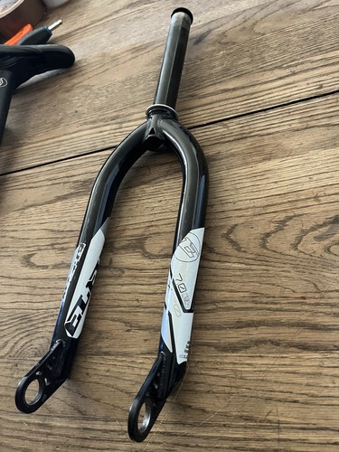ELEVN LT PRO 20" 20mm Dropouts BMX FORK