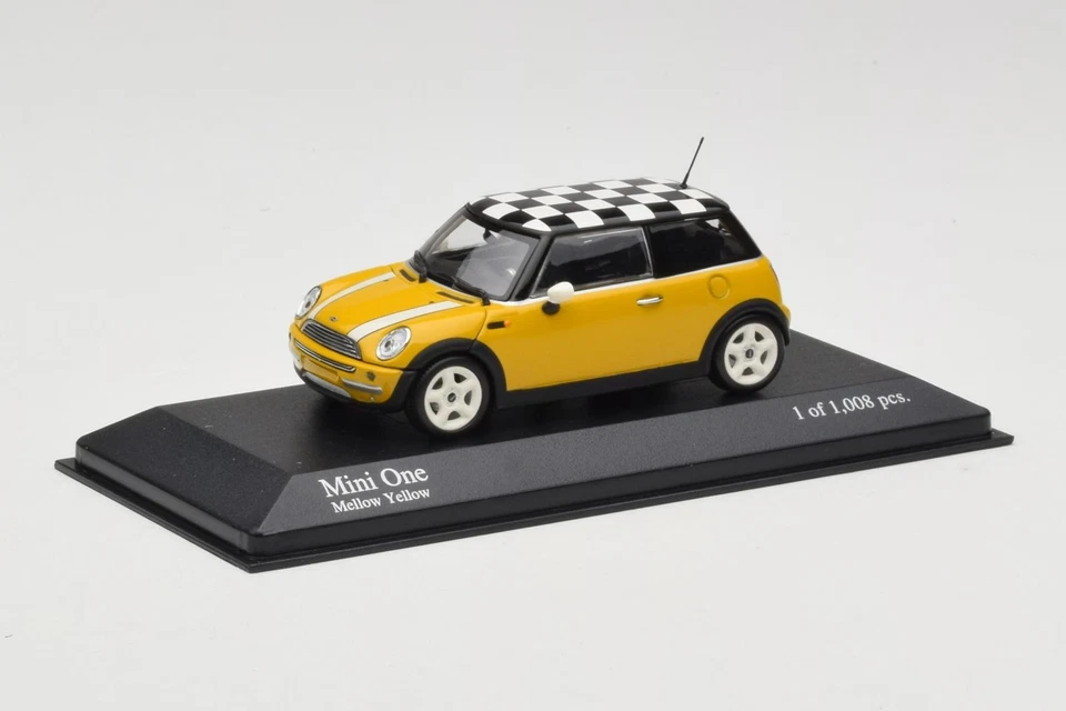 431138104 Mini Cooper One Yellow Minichamps 1/43 - Image 4 of 4