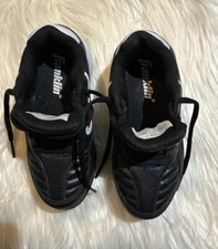 Franklin Boys Simulated Leather Sports Cleats. Size 10Y. Black/White Trim.