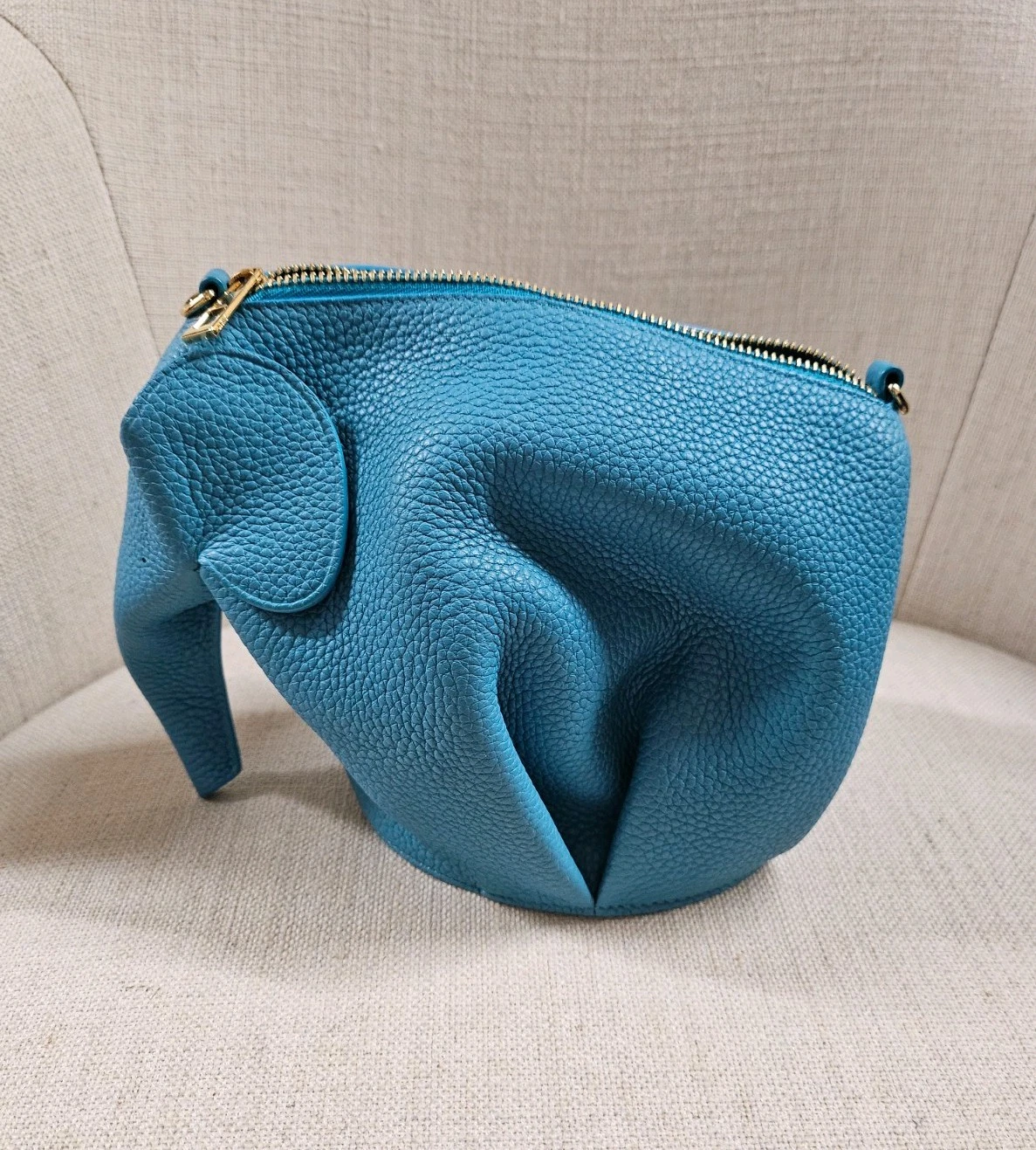 Loewe — Loewe Genuine Leather Green Elephant Crossbody Bag Animal Bag