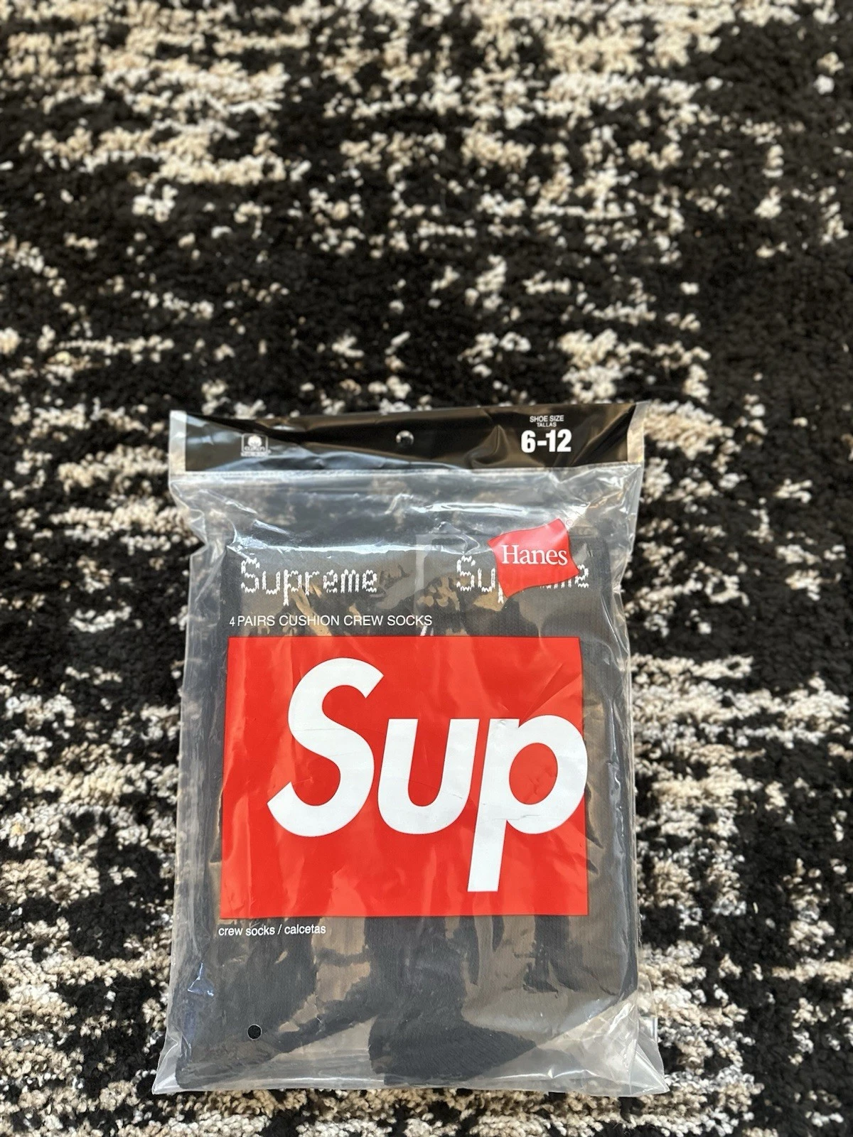 Supreme Hanes Crew Socks - Black 4 Pack, Size 6-12