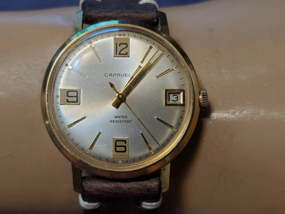 Vintage Caravelle N4 Bulova Water Resistant 17 Jewels Manual Wind Men s Watch